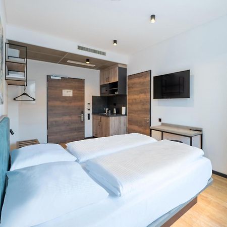 B&B Hotel Albstadt-Hbf Екстериор снимка