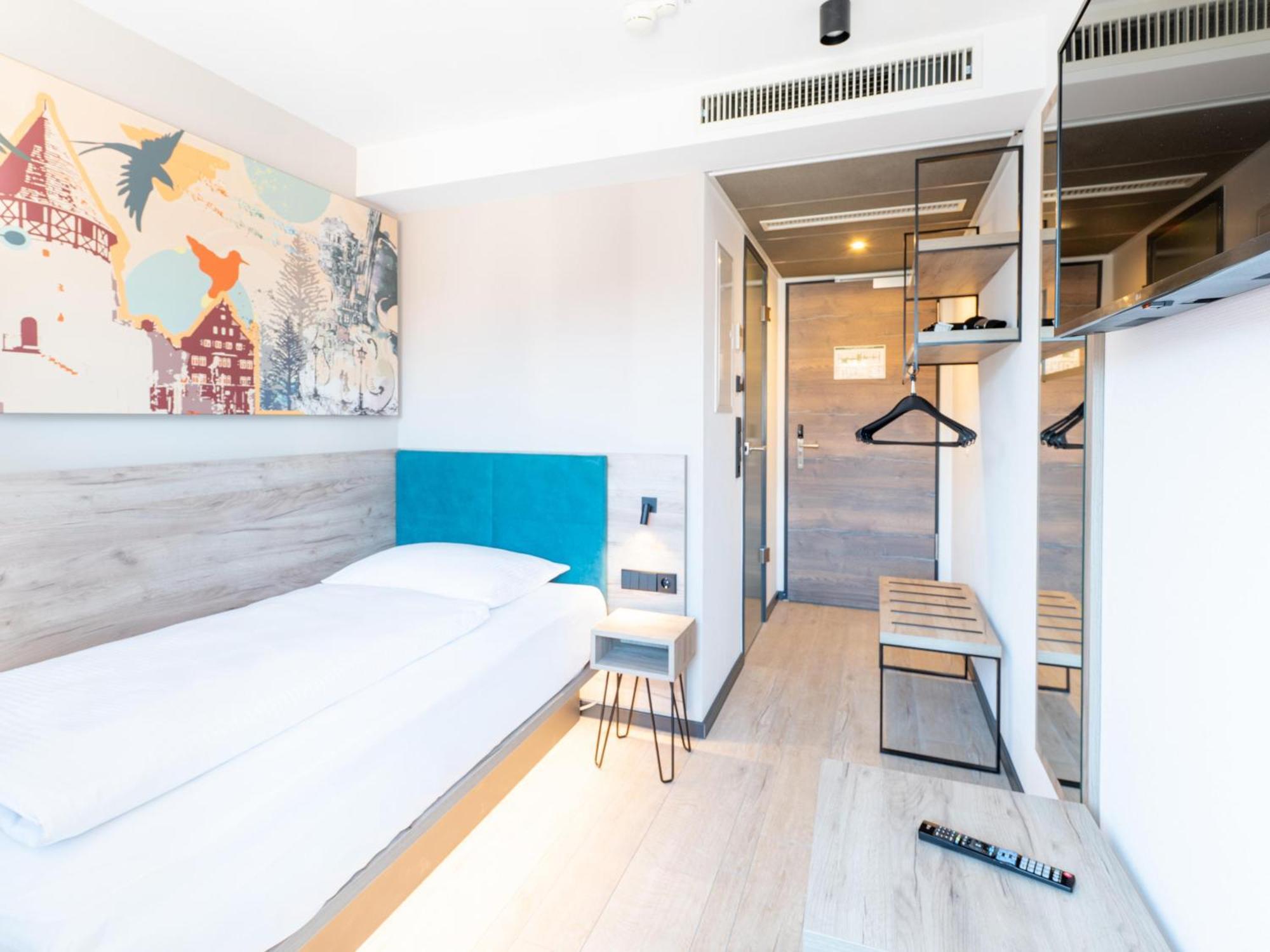 B&B Hotel Albstadt-Hbf Екстериор снимка