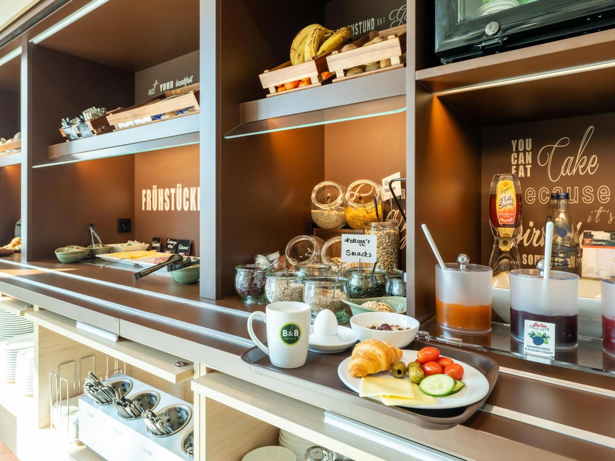 B&B Hotel Albstadt-Hbf Екстериор снимка